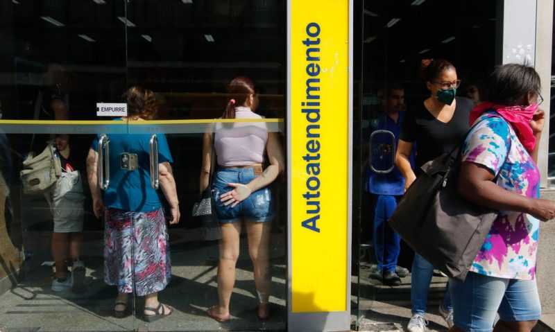 Último dia para se inscrever ao concurso de 6 mil vagas no BB