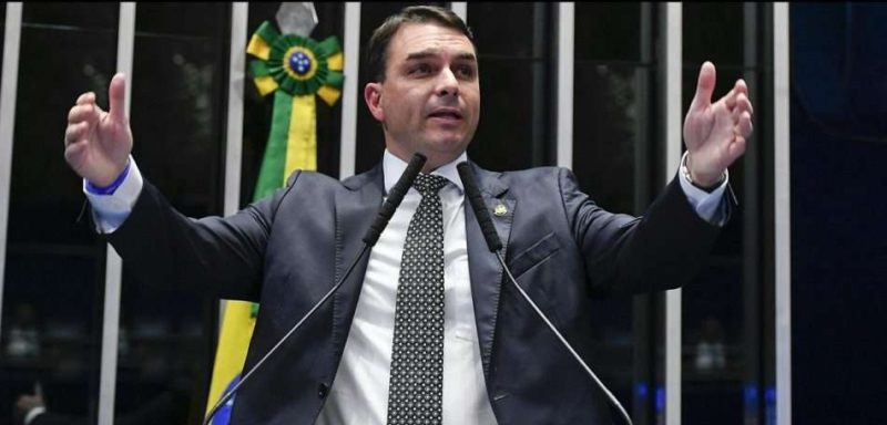 flavio, bolsonaro, fundo, advogados