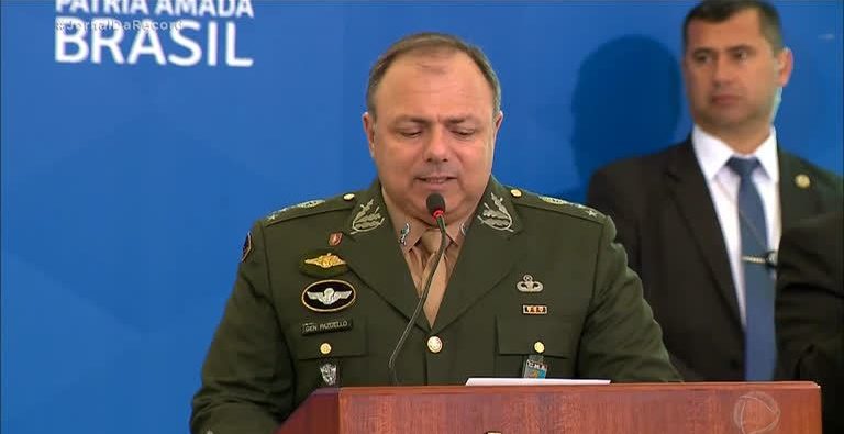 general, pazuello, assume, saude