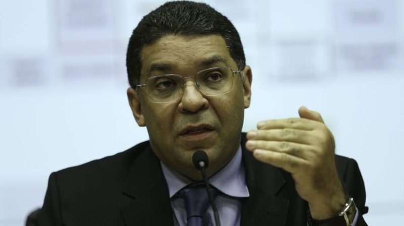 secretario, tesouro, pede, sair