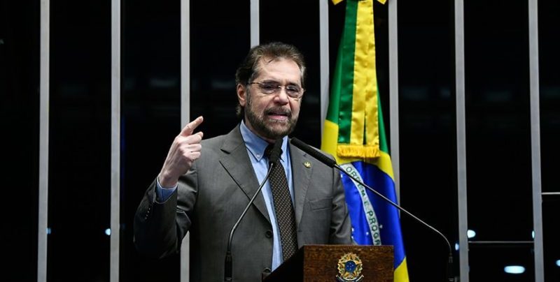 ataques, stf, lava, toga, plinio