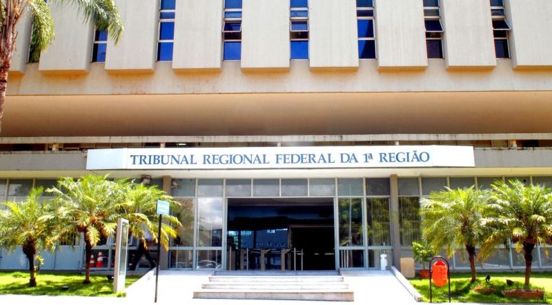 desembargadora, desobriga, Bolsonaro, mascara