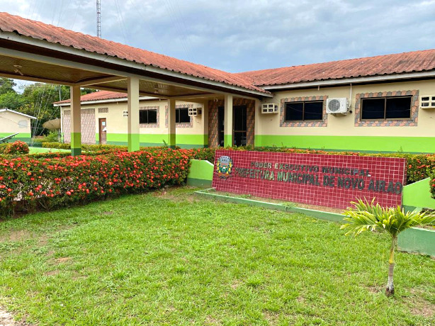 Prefeito no AM se promove em mídias oficiais e MP pede exclusão