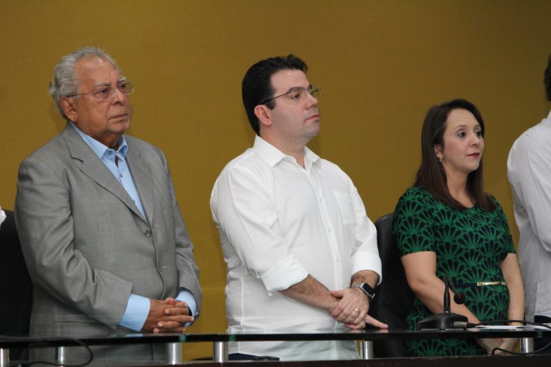 Amazonino e a nacional do Podemos