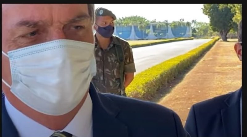 bolsonaro, ironiza, afastamento, witzel