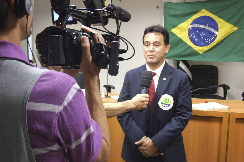 Patriota usa fundo partidário para comprar Pajero por R$ 260 mil