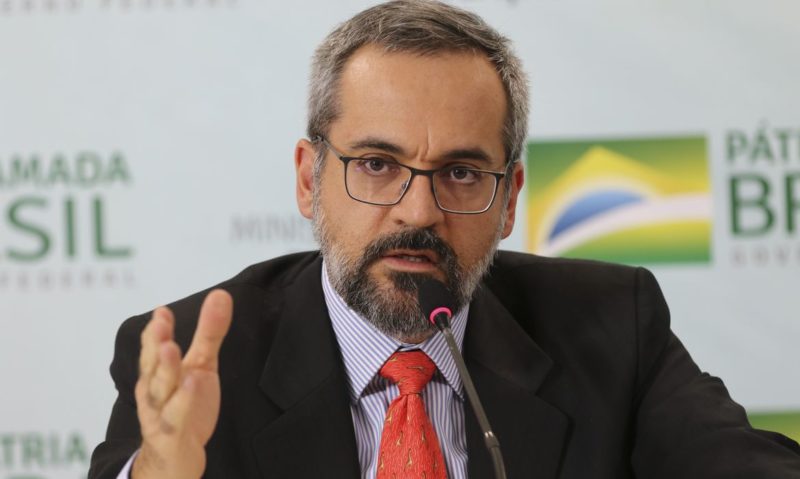 Funcionários do Banco Mundial pedem investigação sobre Weintraub