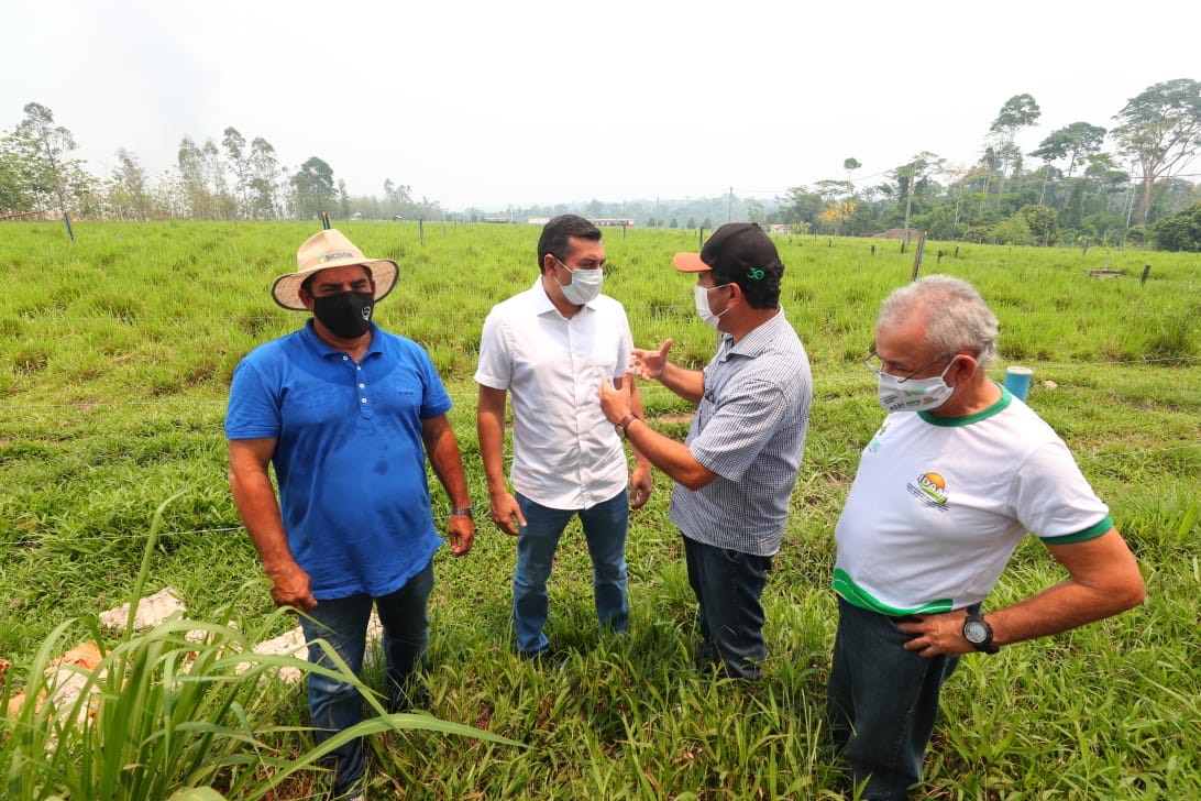 Wilson reforça 'Amazonas Mais Verde' e entrega implementos em Matupi