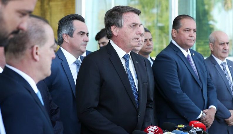 bolsonaro, confirma, auxilio, 300