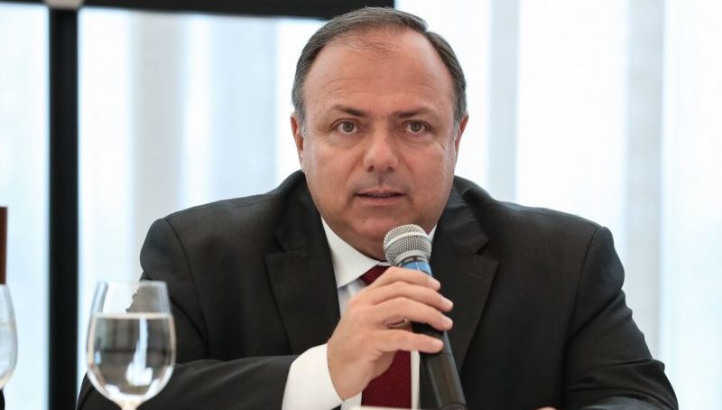Pazuello volta a negar falta de oxigênio no Amazonas