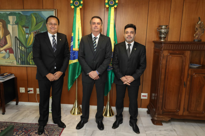 Bancada evangélica de Silas no Congresso tá 89% fechada com Bolsonaro