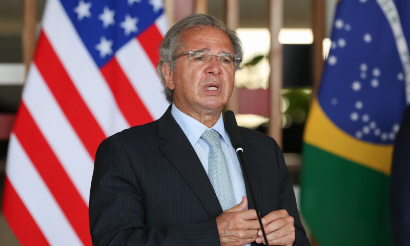 Guedes diz que quer fazer de Manaus a capital mundial da bioeconomia