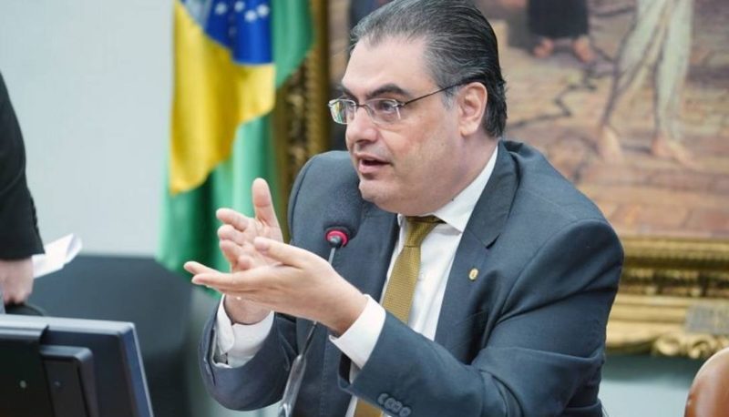 senado, lei, beneficiou, pcc