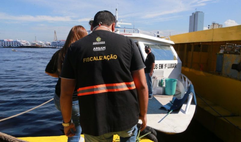 Fiscalização aponta 200 irregularidades no transporte pelos rios do AM