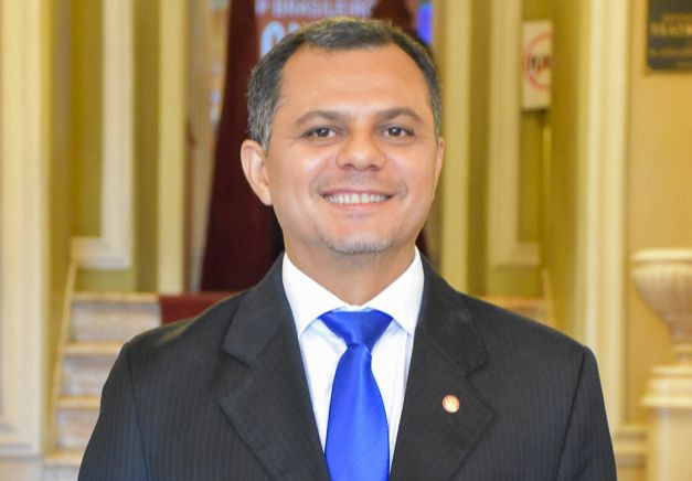 Alberto Júnior é reconduzido ao cargo de PGJ do MPAM