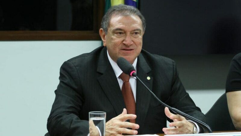 atila, desistencia, marcelo, camara