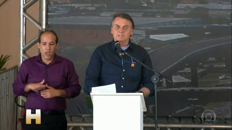 Bolsonaro tira proteção que impedia cortes no dinheiro para covid