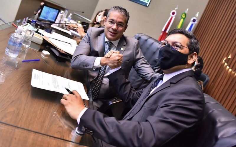 Josué Neto, depois de perder PRTB, divide Patriota com Coronel Menezes