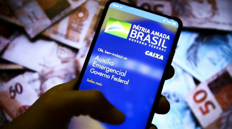 caixa, auxilio, nascidos, abril