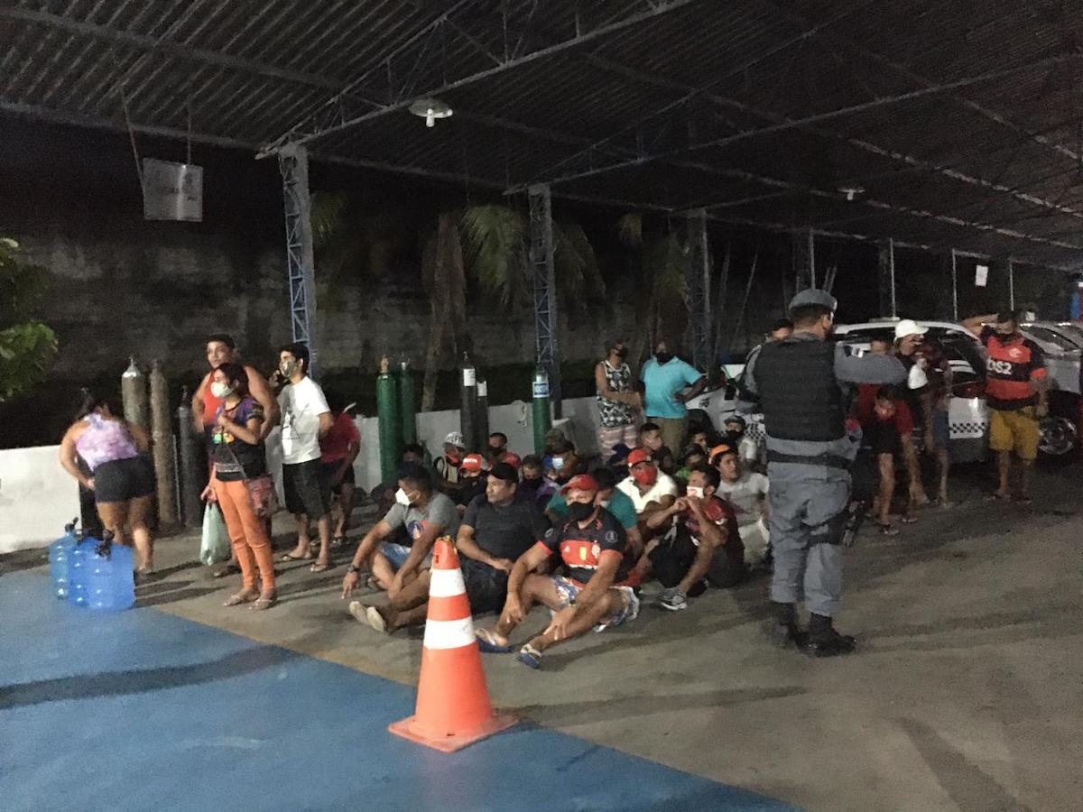 Mais de 20 flamenguistas presos por violar toque de recolher