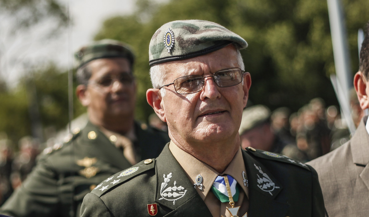 General Miotto morre de covid