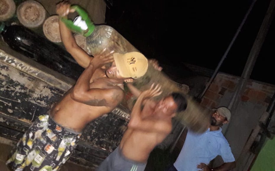 Interior vive estado de guerra por oxigênio, diz prefeito de Parintins