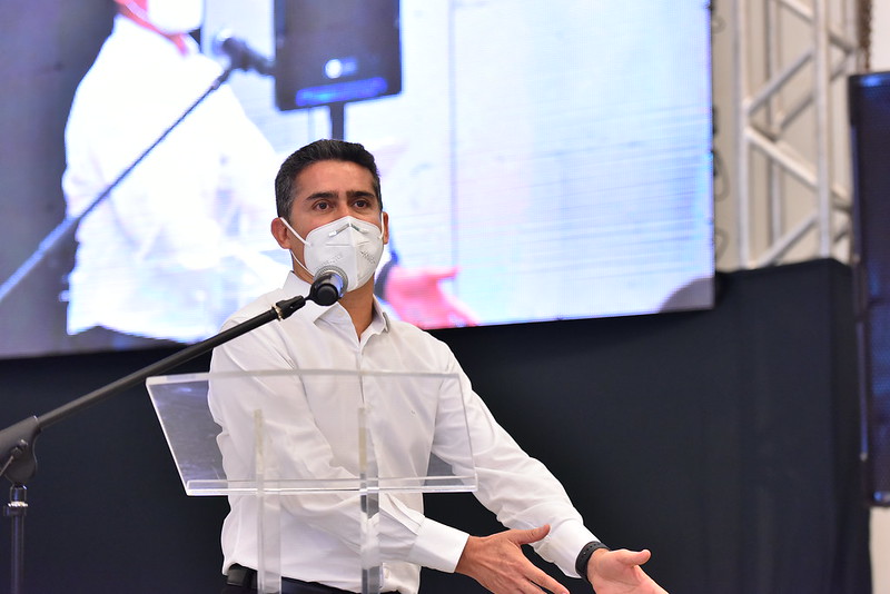 Prefeito envia 'Auxílio Manauara' para a Câmara Municipal