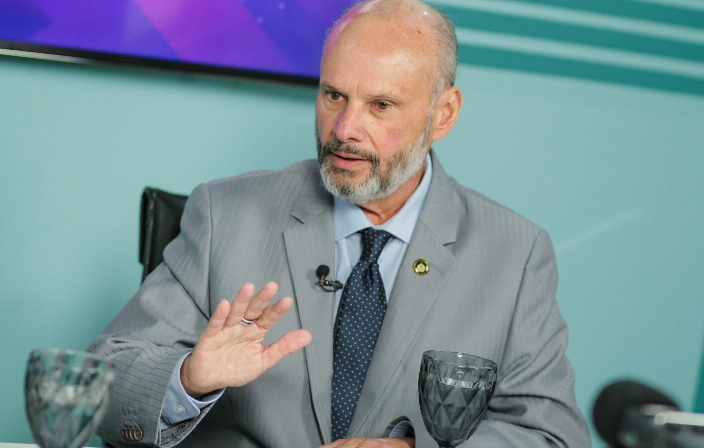 TCE-AM quer lista nominal dos vacinados pelo governo e prefeitura