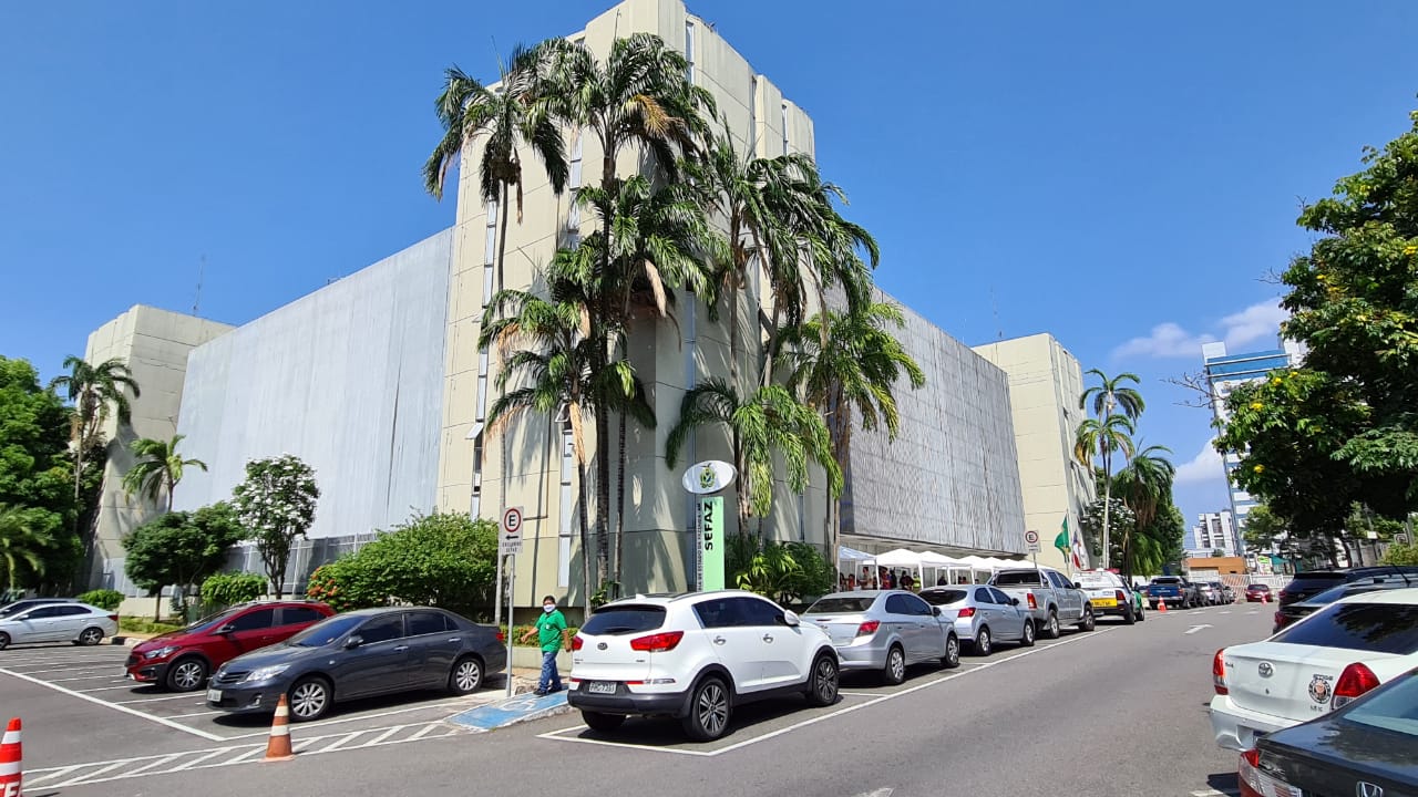 AM estende prazo de pagamento parcelado de ICMS e taxas de fundos