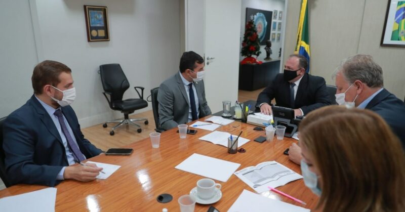 medicos, enfermeiros, respiradores, amazonas