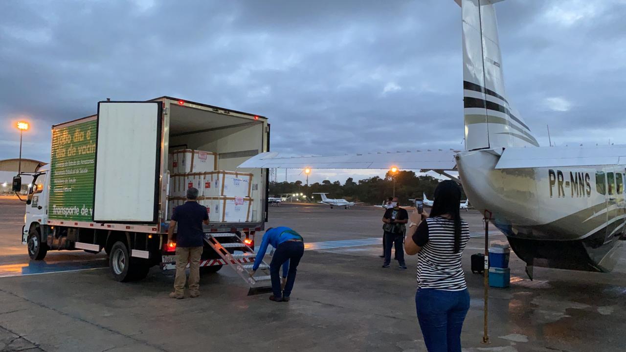 Municípios do Amazonas já recebem Coronavac para iniciar vacinação