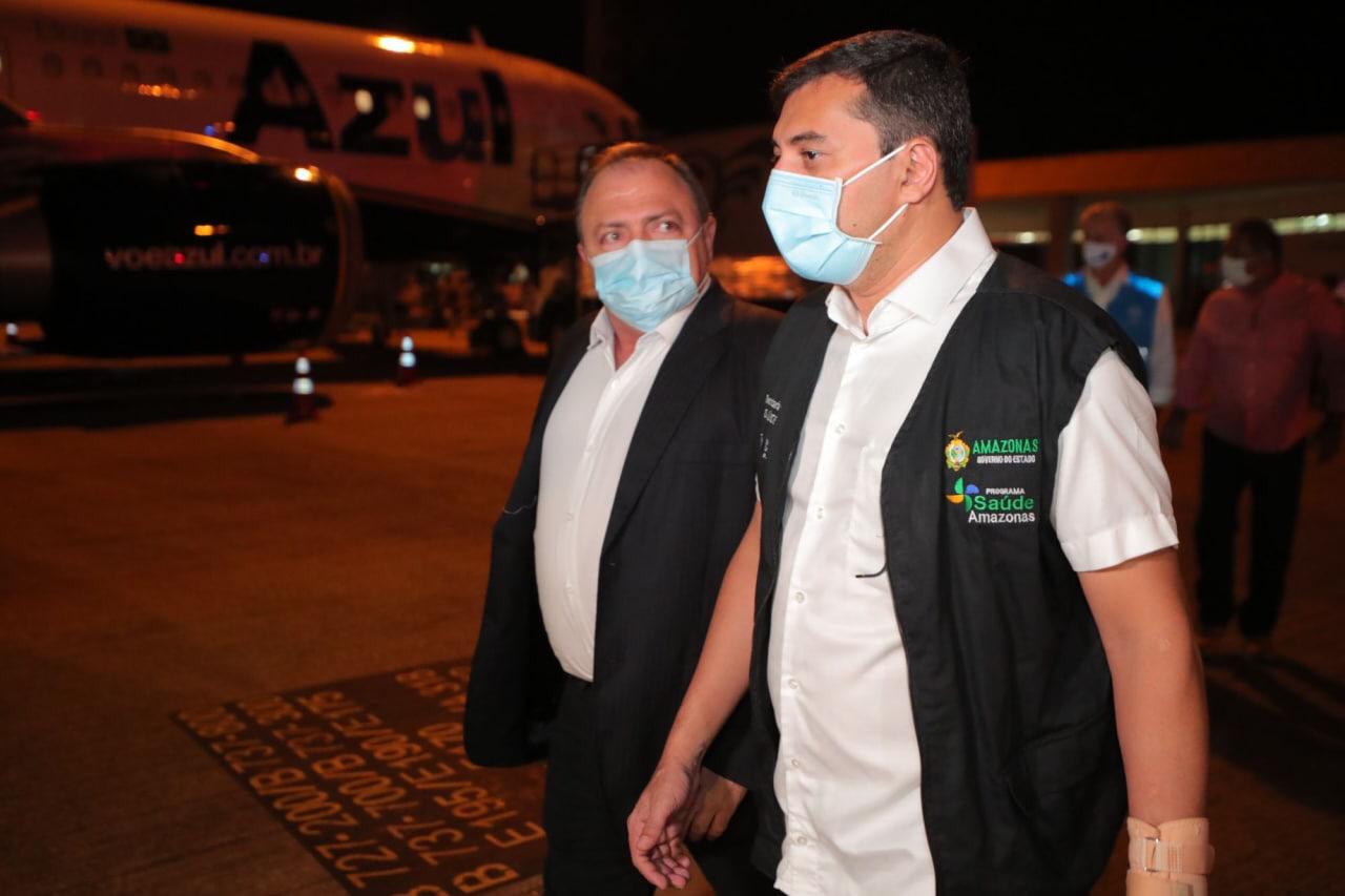 Wilson acompanha chegada de lote de 132,5 mil doses da vacina da AstraZeneca
