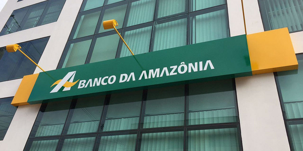 Banco diz que tem R$ 900 milhões