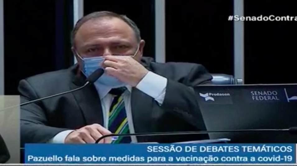 STF tira chance de esclarecer fatos com silêncio de Pazuello, diz Omar