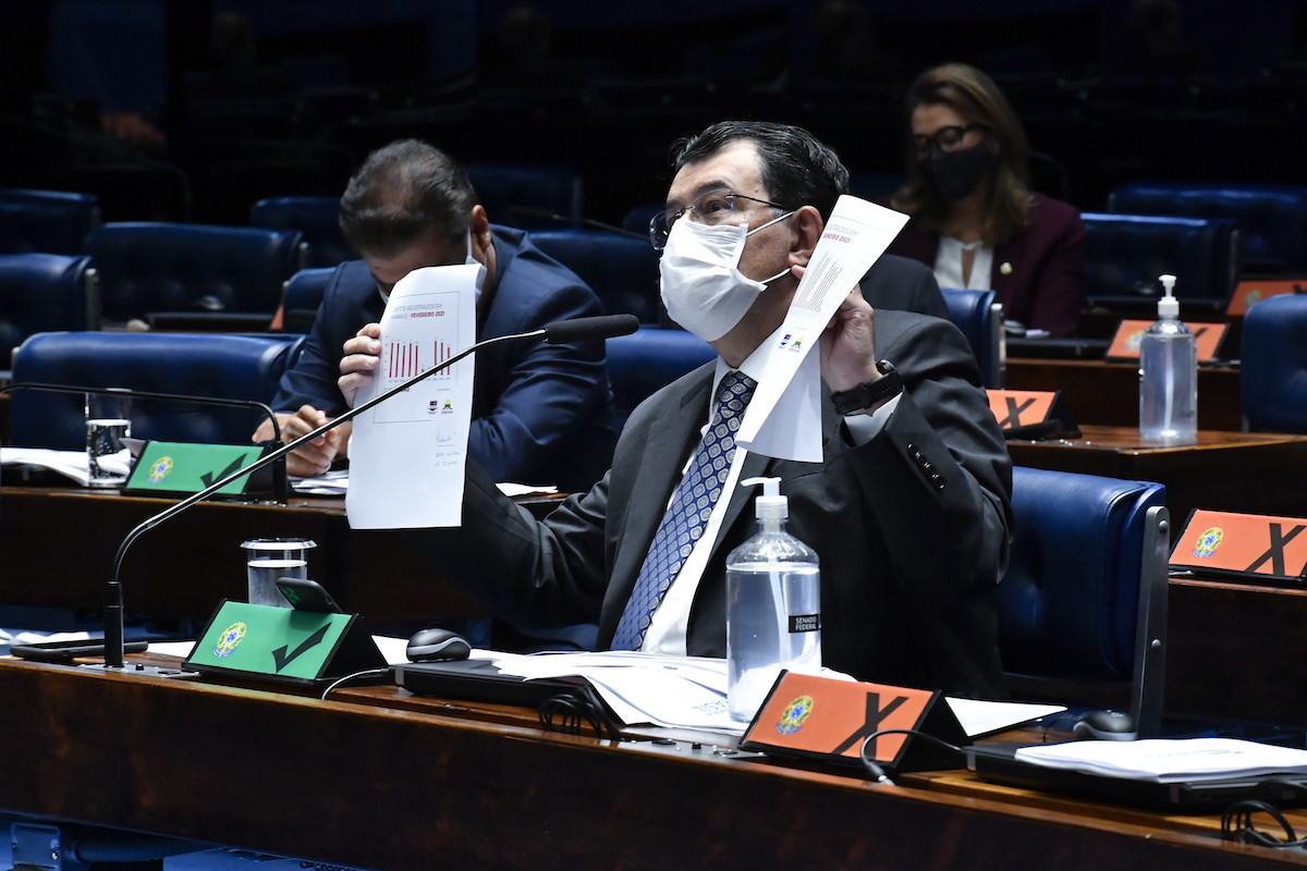 Braga diz que no início de dezembro já sabia da nova cepa do AM