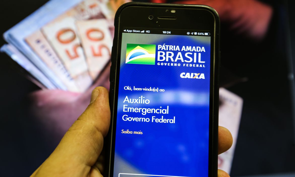 Sem auxílio emergencial, comércio deixa de faturar R$ 50 bilhões