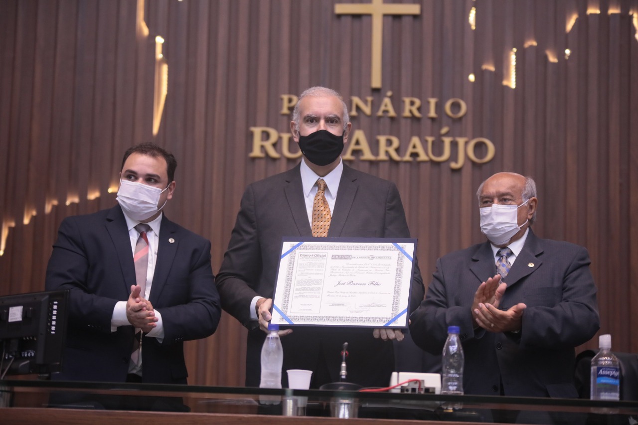 ALE concede cidadania do AM a ministro