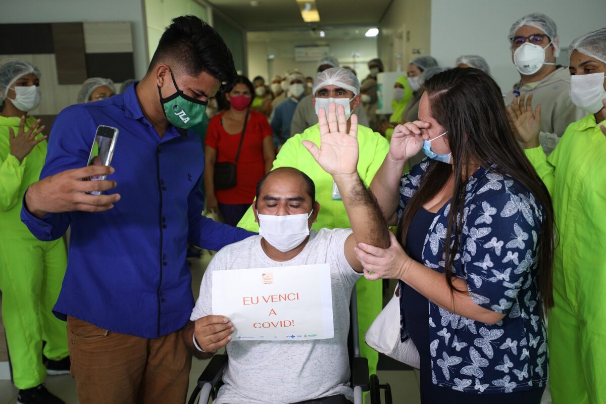 hospital Delphina Aziz comemora 5 mil altas