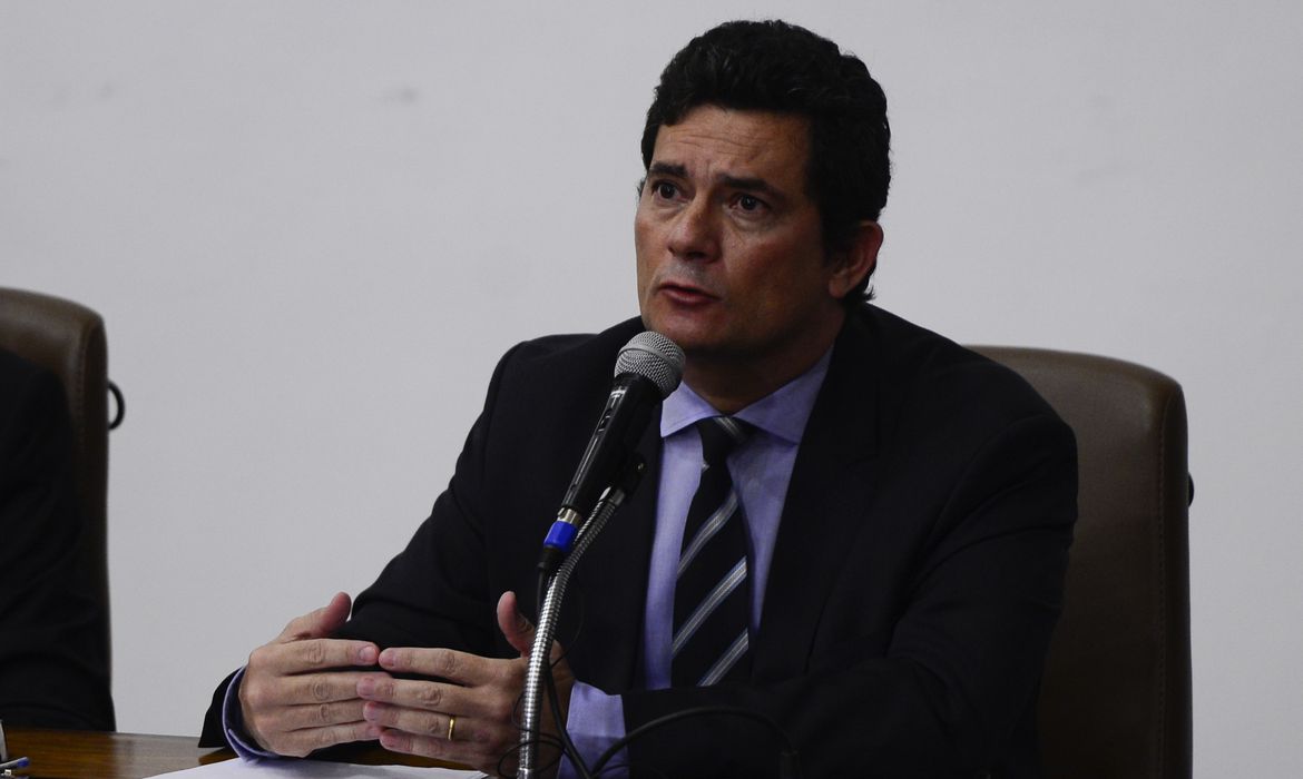 Moro sai em defesa de Fachin
