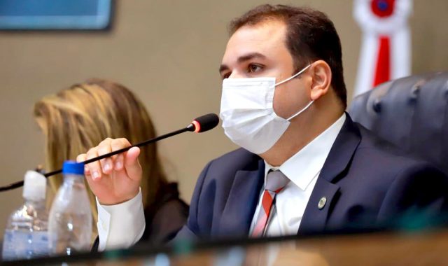 Presidente da ALE-AM pede que Governo prorrogue auxílio