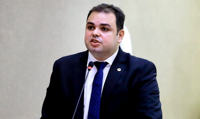 Roberto cidade assume a presidência do PV