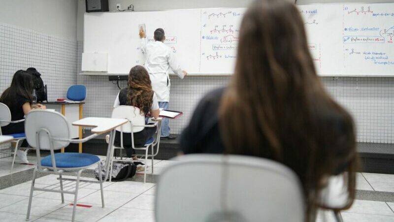 amazonas, menos, verbas, fundeb