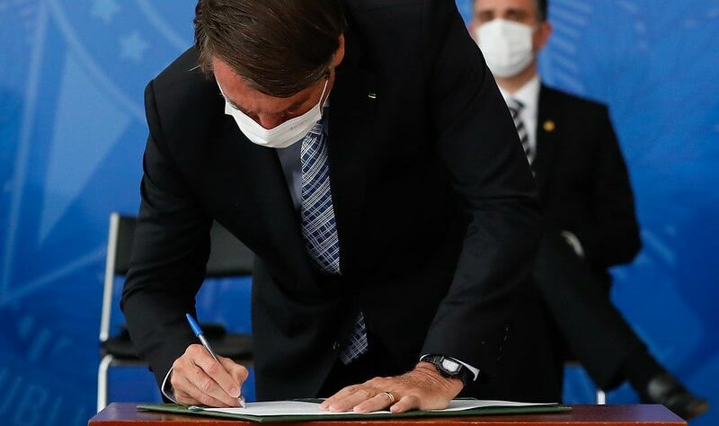 bolsonaro, sanciona, compra, vacinas, estados
