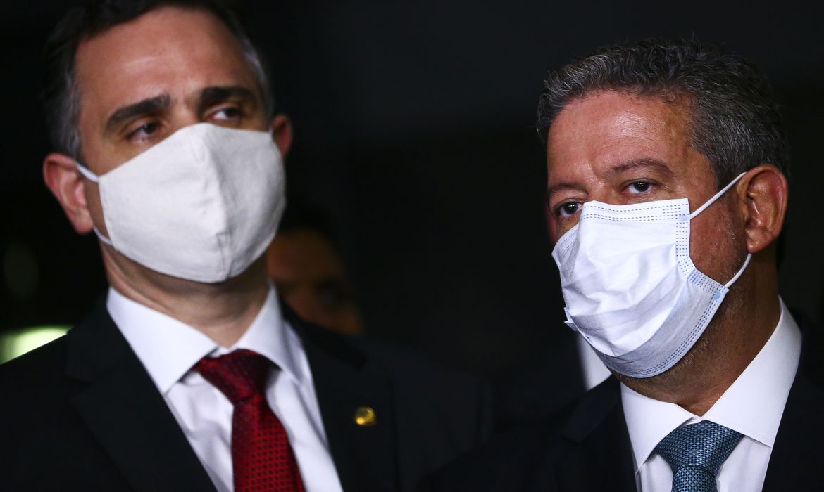 Dezesseis governadores pedem que auxílio emergencial seja de R$ 600