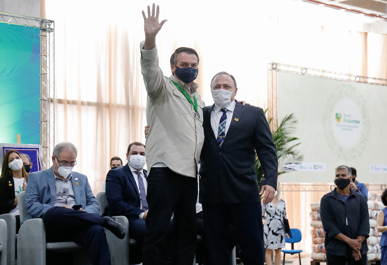 General Pazuello é incensado a disputar mandato de governador