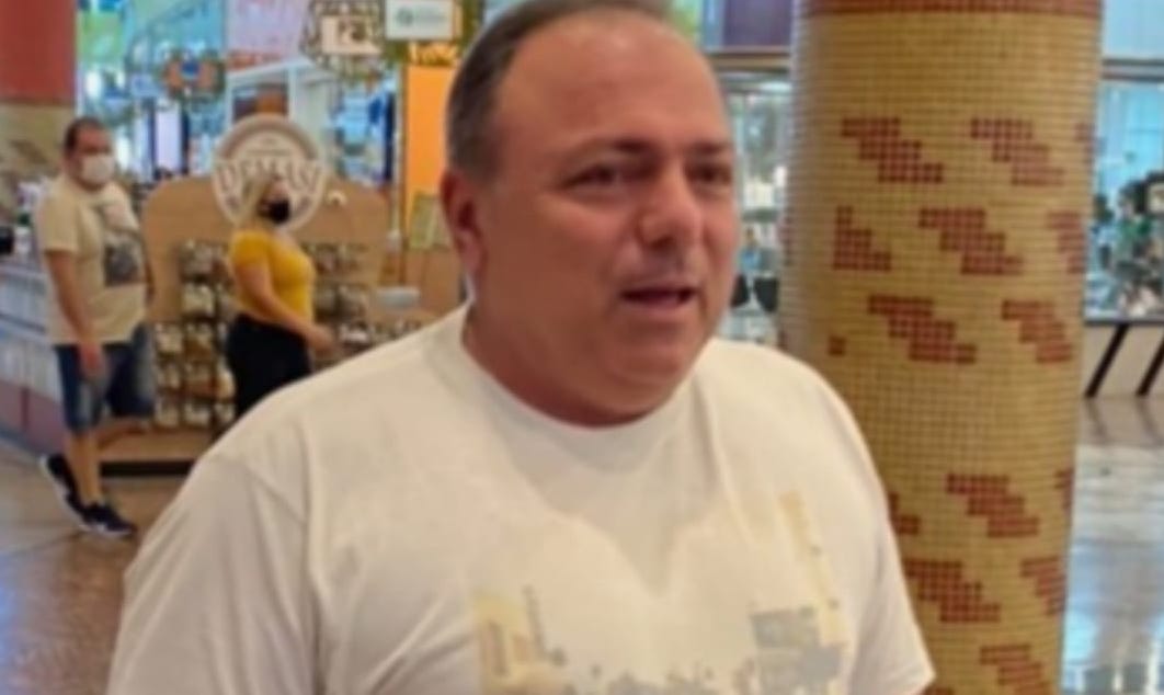 Pazuello é exonerado de Secretaria da Presidência, diz site