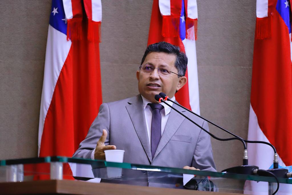 Sinésio Campos diz que o PT-AM se movimenta não sofrer intervenções da cúpula nacional