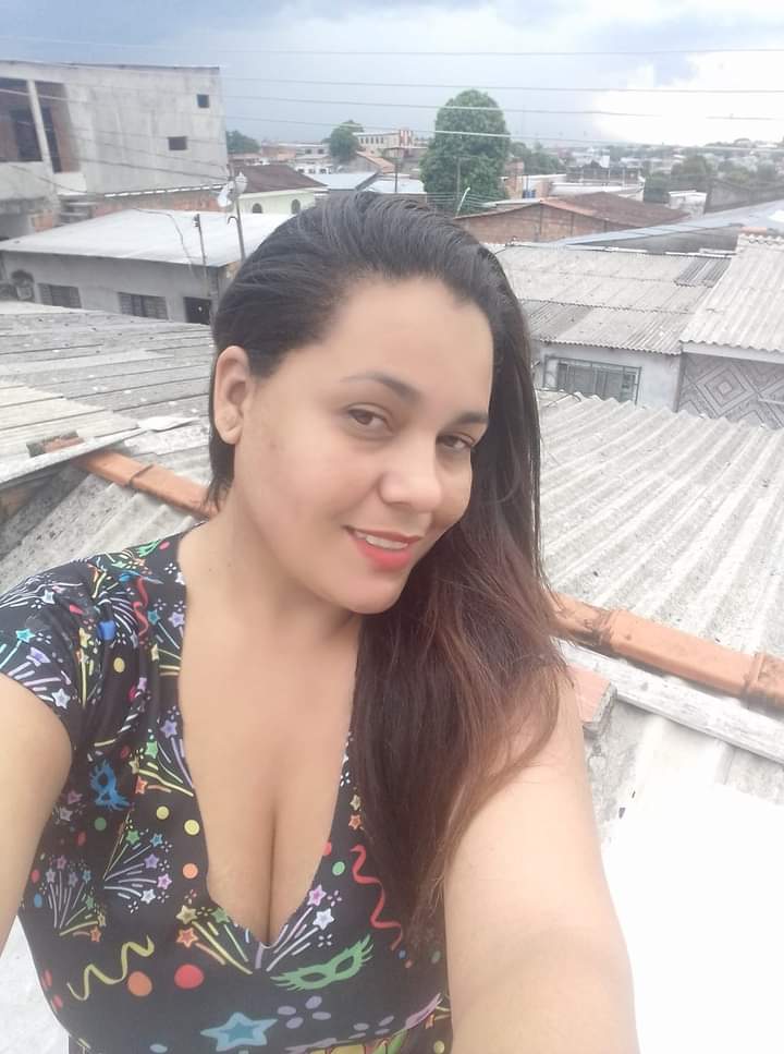 Família pede ajuda para encontrar jovem desaparecida