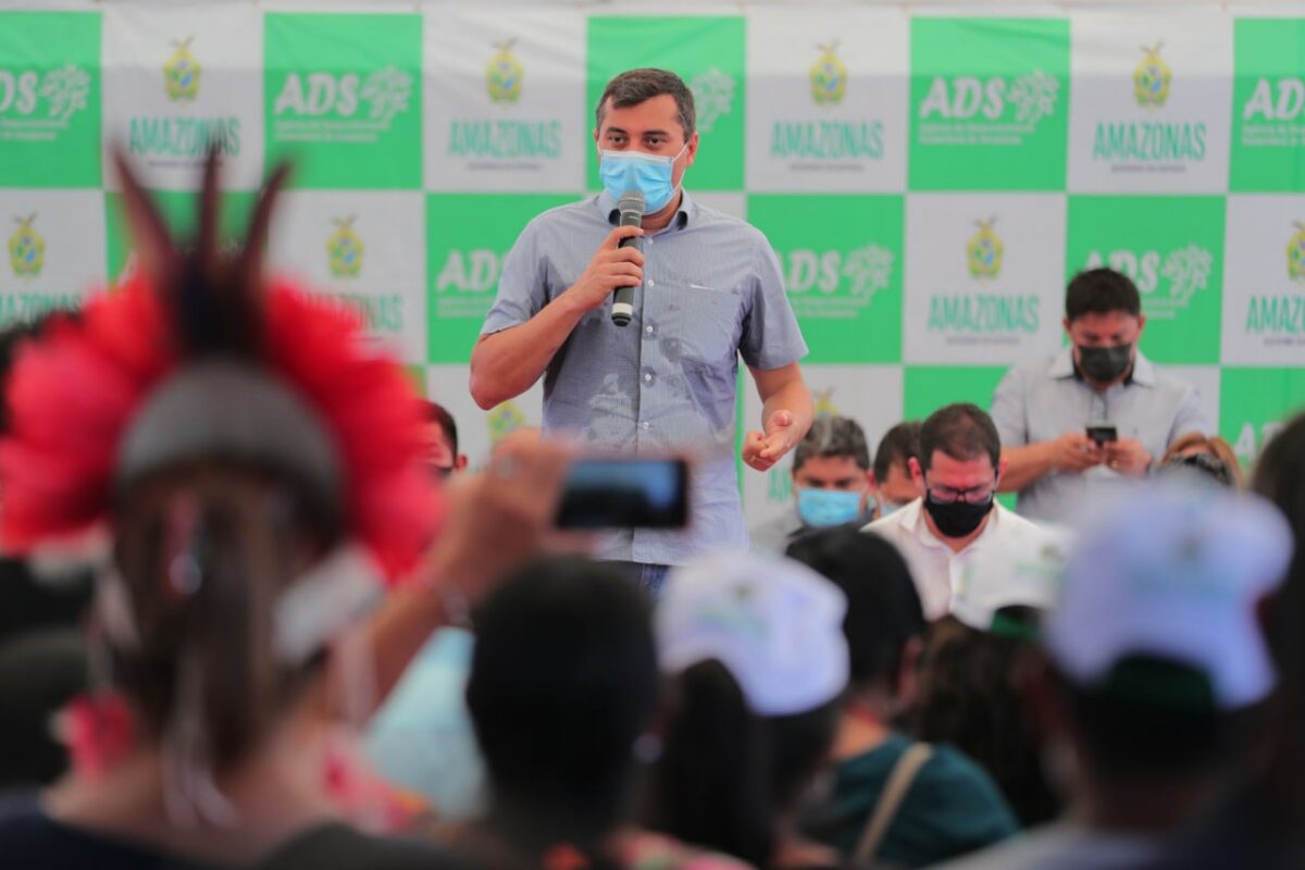 Wilson Lima inaugura Feira do Produtor em São Gabriel da Cachoeira