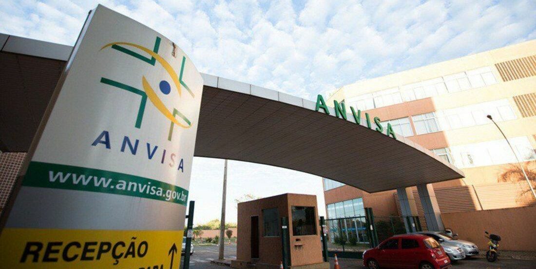 anvisa, reacoes, adversas, tratamentos